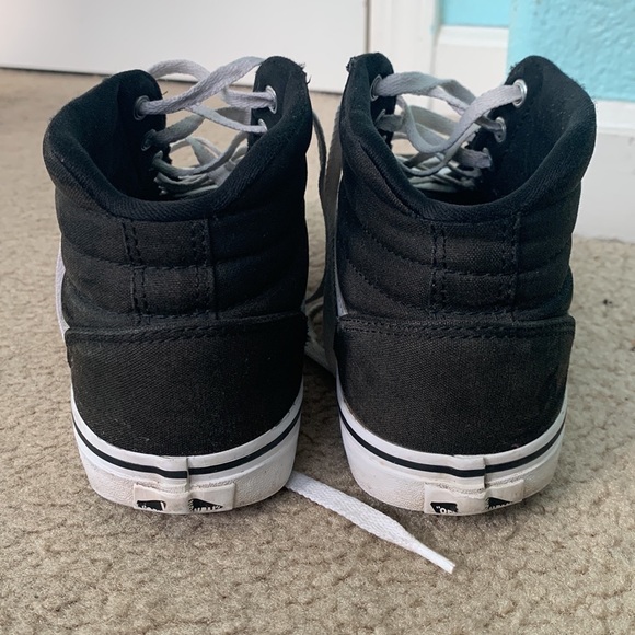 Black Hi Top Vans Sz 8.5 - Picture 7 of 9